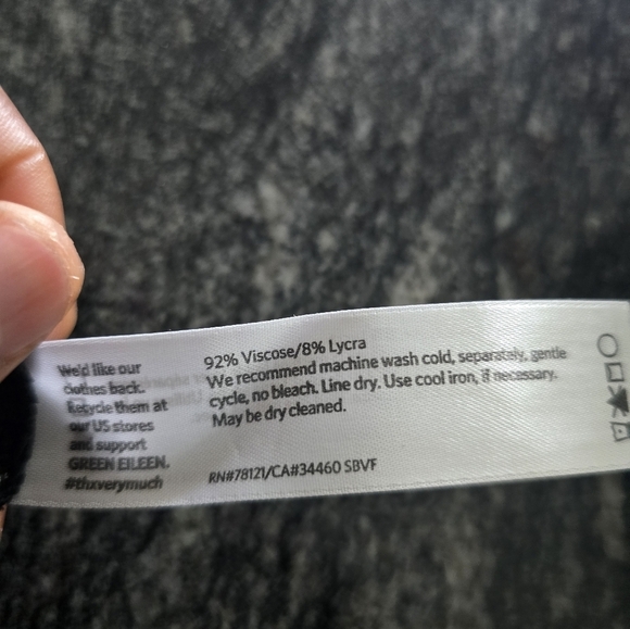 Eileen Fisher Pull On Pants Size PL Black Women Cropped 32x25 Minimalist - Picture 11 of 11